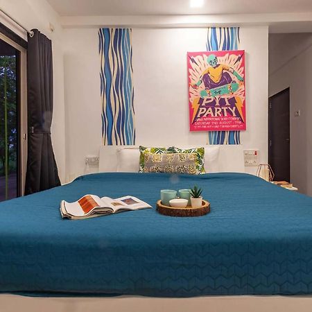 Stayvista'S Vine & Splash - Riverside Villa With An Infinity Pool And Indoor Games Karjat Εξωτερικό φωτογραφία
