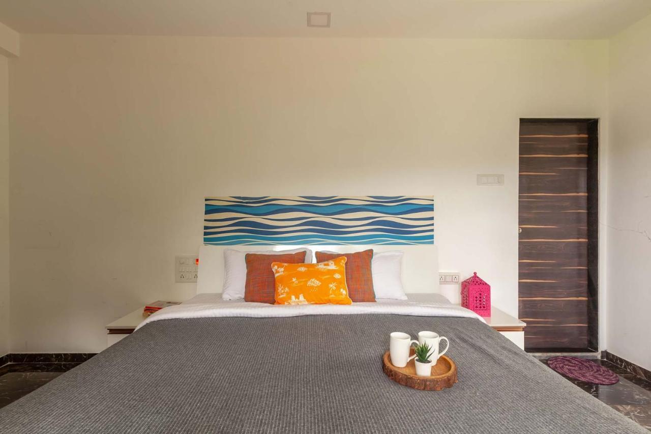 Stayvista'S Vine & Splash - Riverside Villa With An Infinity Pool And Indoor Games Karjat Εξωτερικό φωτογραφία