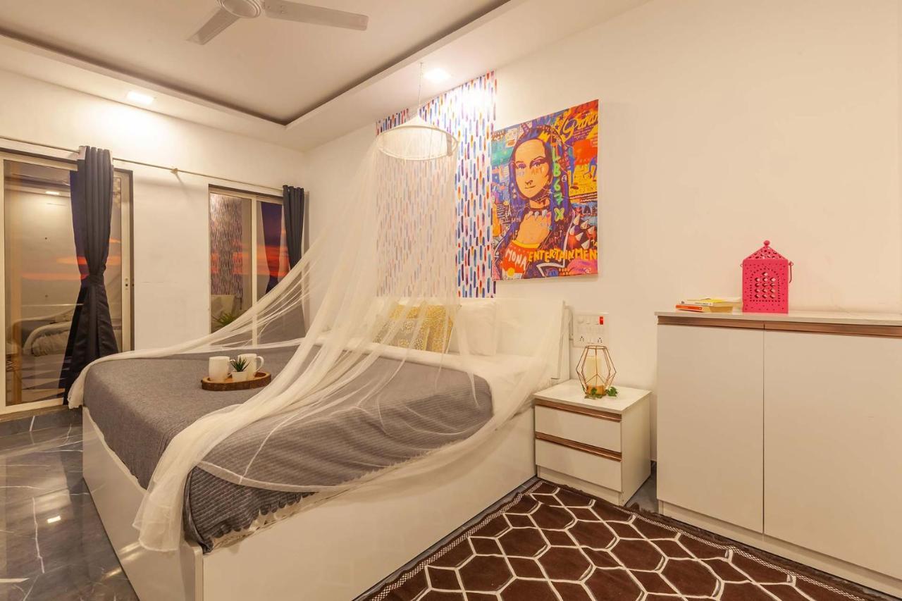 Stayvista'S Vine & Splash - Riverside Villa With An Infinity Pool And Indoor Games Karjat Εξωτερικό φωτογραφία