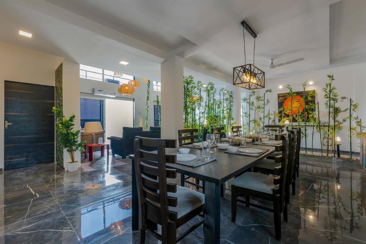 Stayvista'S Vine & Splash - Riverside Villa With An Infinity Pool And Indoor Games Karjat Εξωτερικό φωτογραφία